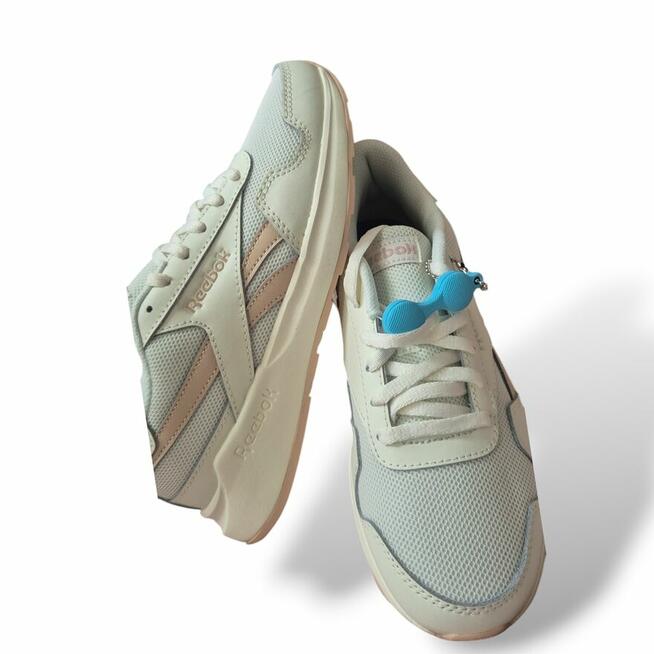 Reebok białe z beżowymi akcentami