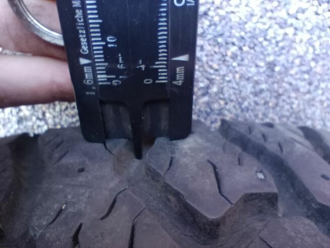 Komplet 4 szt Opony Gislaved Frost 65t 195/65/15 195/65r15