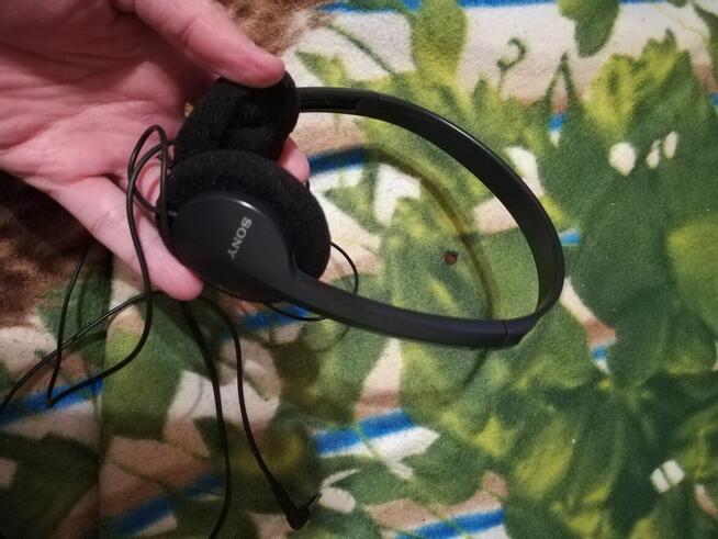 Słuchawki Sony na kablu