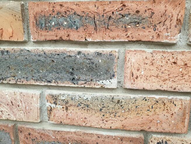 Płytki cięte ze starej rozbiórkowej cegły lica licówki
