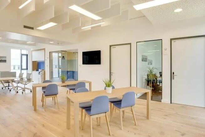 Polna Corner – Elastyczne Biura w Centrum