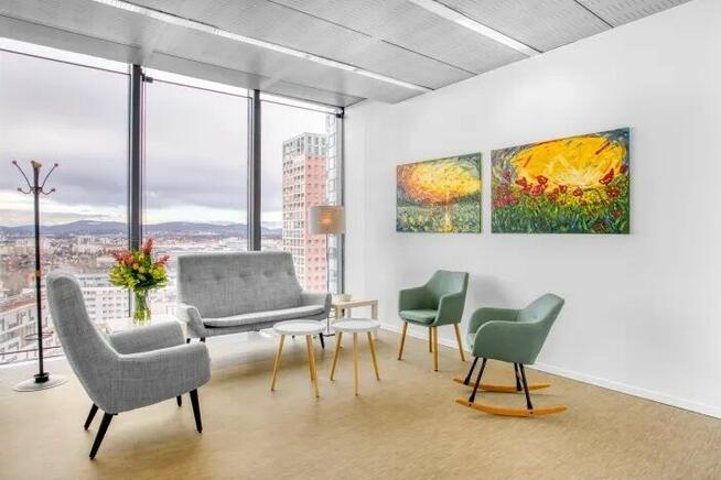 Polna Corner – Idealna Przestrzeń do Pracy