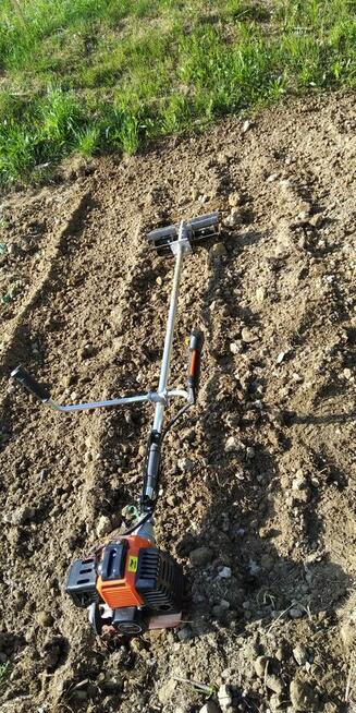 PRACE PRZYDOMOWE KOSZENIE CIĘCIE DREWNA WŁASNY SPRZĘT