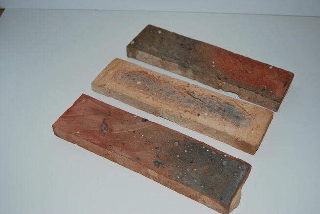 Płytki cięte ze starej rozbiórkowej cegły lica licówki