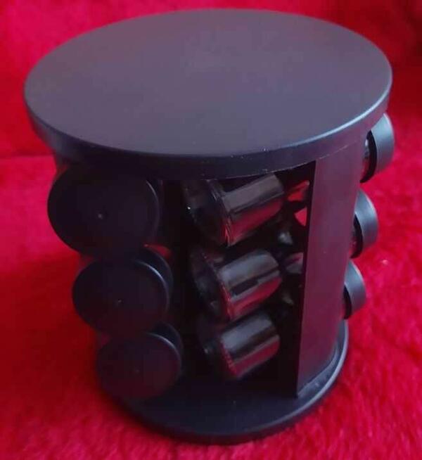 Segregator obrotowy na przyprawy + 9 pojemników 15 zł taniej