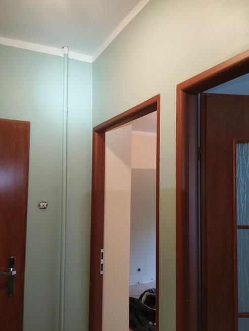 Malowanie ścian i sufitów, odświeżanie. Możliwe tapetowanie