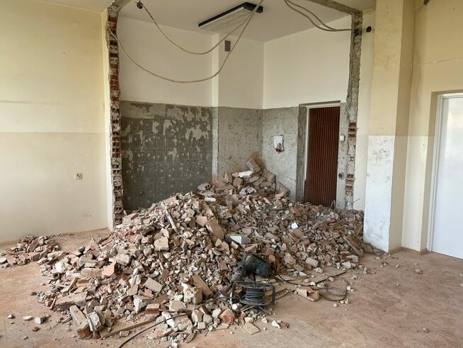 Malowanie, wyburzenia, kucie, zabudowy gk, murowanie - KAMAR