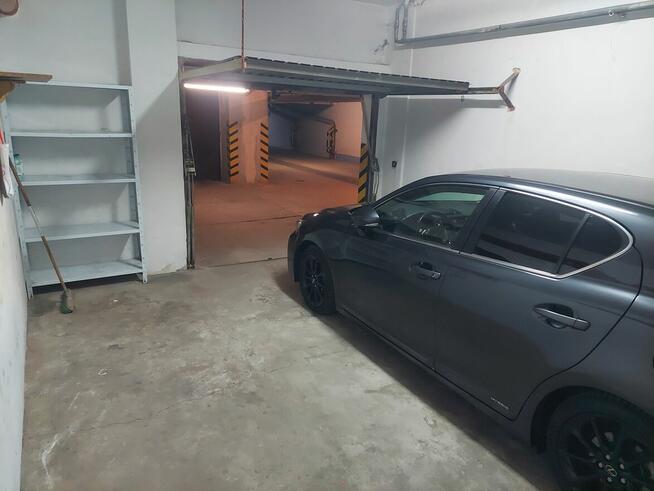 Duży garaż do wynajęcia 25m2.Jana Sawy 4