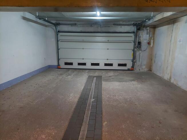 Duży garaż do wynajęcia 25m2.Jana Sawy 4