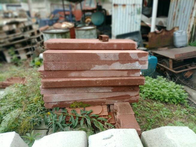 Sprzedam materiały budowlane -kostka betonowa ,obrzeża