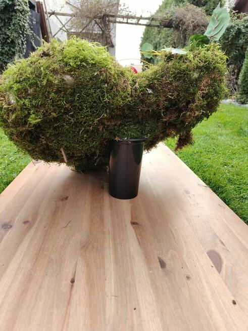 Kompozycja nagrobna w kształcie serca