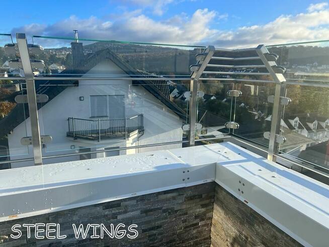 Balustrady, schody, zadaszenia, płoty ze stali nierdzewnej