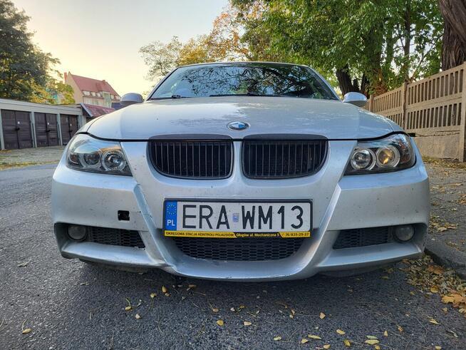 BMW E90 2006R