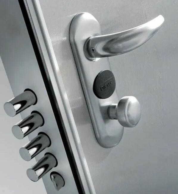 Pogotowie Zamkowe 24H - Wymiana Zamków Warszawa