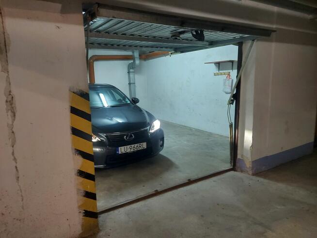 Duży garaż do wynajęcia 25m2.Jana Sawy 4