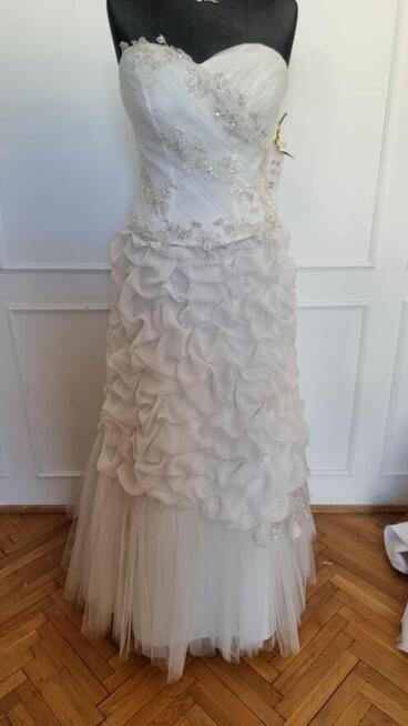 Sprzedam Tanio suknie ślubną 38-42