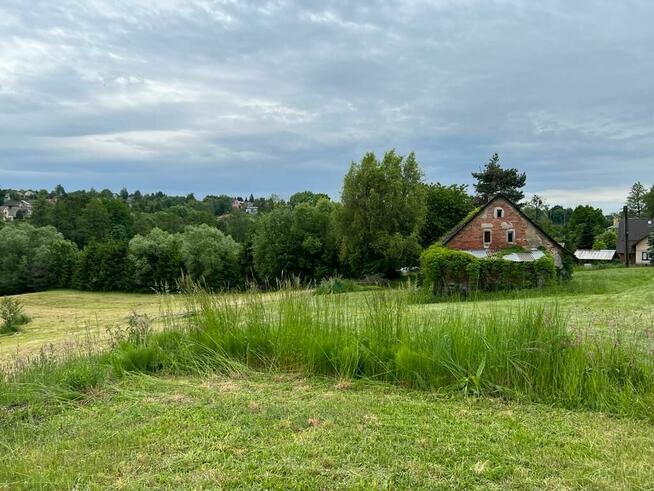 Urokliwy, duży teren budowlano-rekreacyjny w Cieszynie.