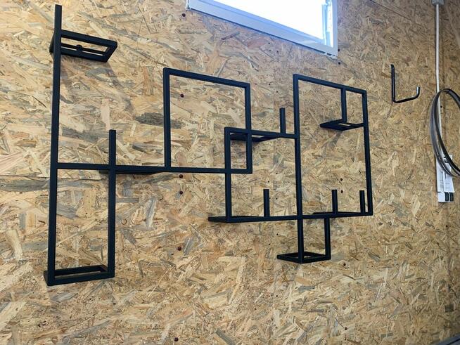 Regał, stół, hoker - meble na zamówienie wykonywane ręcznie