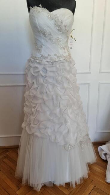 Sprzedam Tanio suknie ślubną 38-42