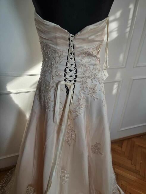 Tanio sukienkę ślubna wieczorowa