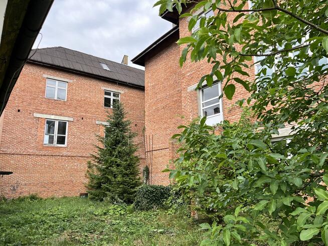 Budynek 1000 m , działka 7500 koło Tomaszowa Mazowieckiego