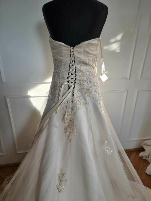 Tanio sukienkę ślubna wieczorowa