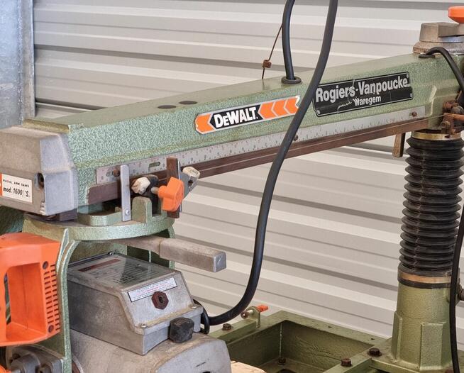 Piła radialna pilarka DeWALT 3kw Poprzeczna