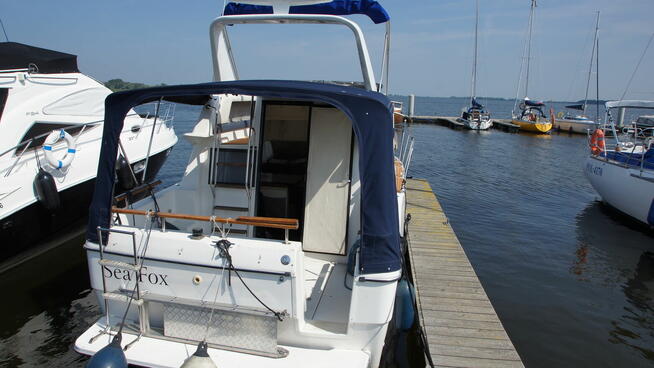 Bayliner 2858 Classic Fly, Jacht Motorowy, Diesel 220KM