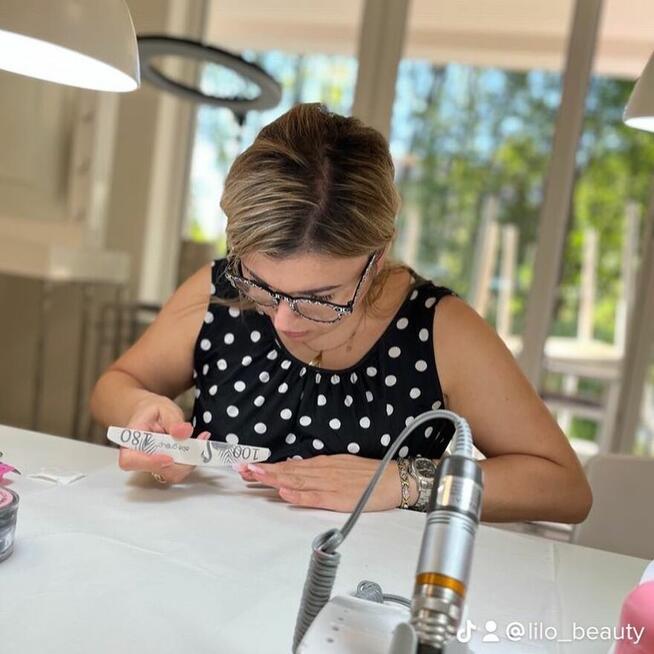 Kurs Stylizacji Paznokci Manicure Żelowy Hybrydowy Zdobienia