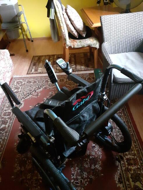 wózek inwalidzki akumulatorowy