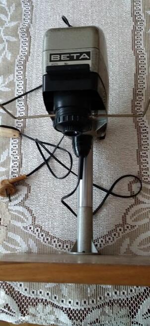 Sprzedam powiększalnik zdjeć BETA