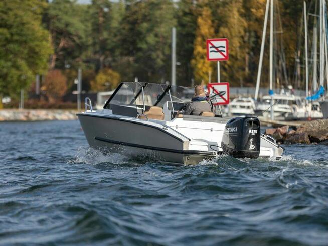 Silver Hawk BR > Łódź motorowa, motorówka bowrider AluFibre