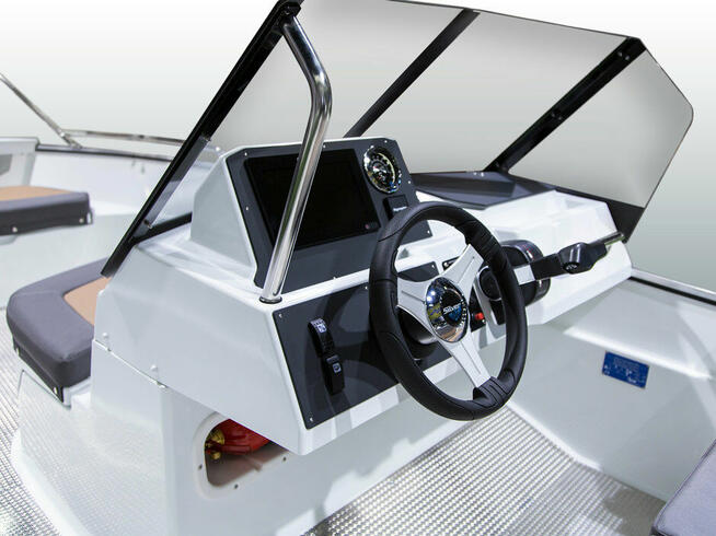 Silver Fox Avant > Łódź motorowa, motorówka AluFibre