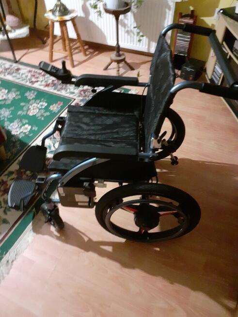 wózek inwalidzki akumulatorowy