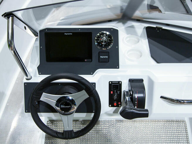 Silver Fox Avant > Łódź motorowa, motorówka AluFibre