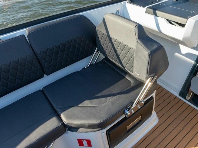 Silver Tiger DC > Łódź motorowa motorówka kabinowa