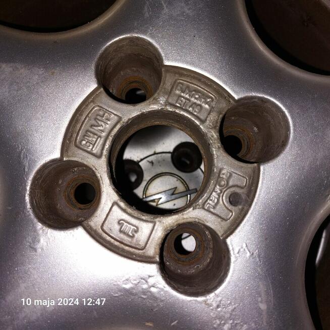 Sprzedam opony 15 z felgami 4x100