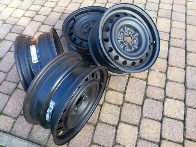 Felgi stalowe Toyota