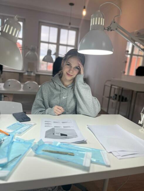 Kurs Stylizacji Paznokci Manicure Żelowy Hybrydowy Zdobienia