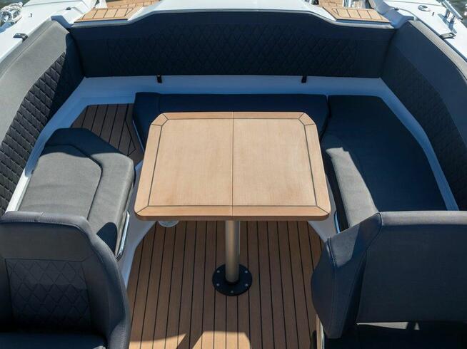 Silver Tiger DC > Łódź motorowa motorówka kabinowa