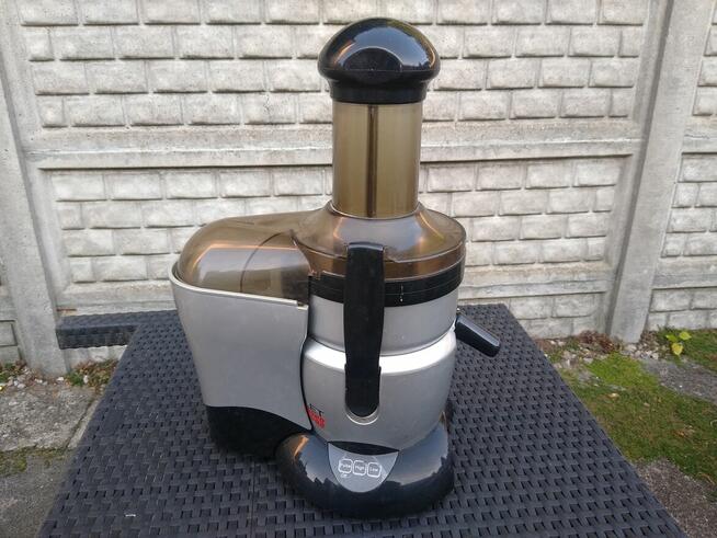 Sokowirówka do owoców na sok dla dziecka, 39 zł.