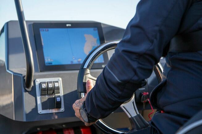 Silver Seahawk BRX > duża łódź motorowa bowrider, aluminiowa