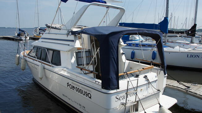 Bayliner 2858 Classic Fly, Jacht Motorowy, Diesel 220KM