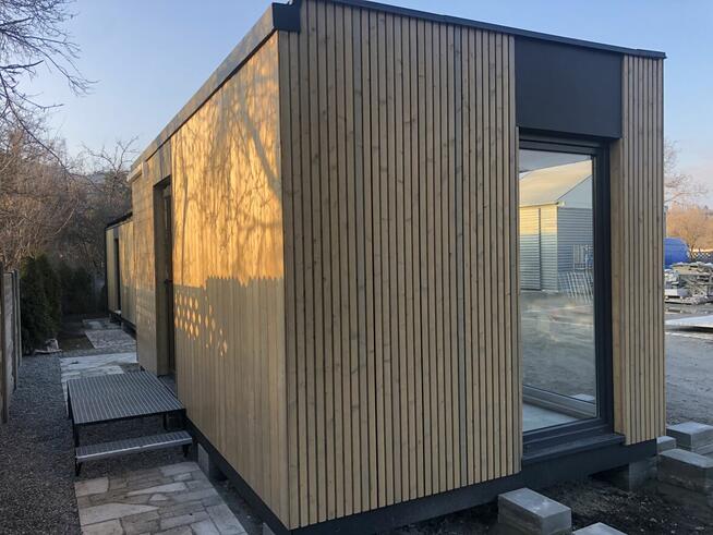 Całoroczny obiekt modułowy bez pozwolenia na budowę