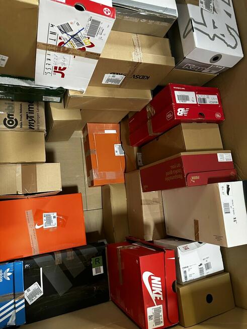 Hurtownia Markowego Obuwia - Obuwie Outletowe