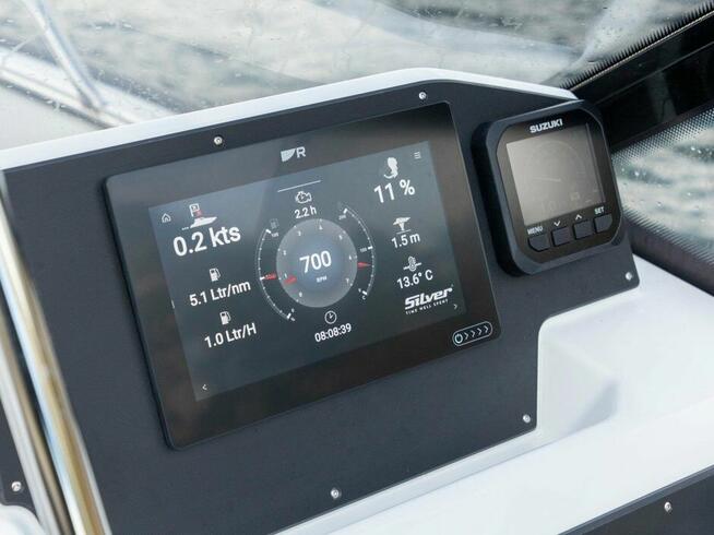 Silver Hawk BR > Łódź motorowa, motorówka bowrider AluFibre