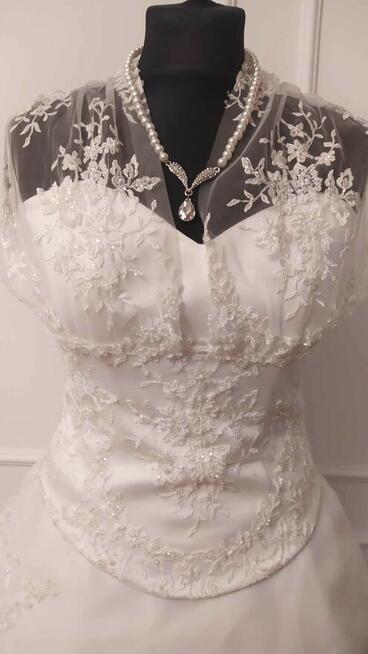 Sprzedam tanio suknie śllubną