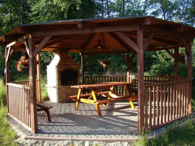 Domki letniskowe alpejskie nad jeziorem