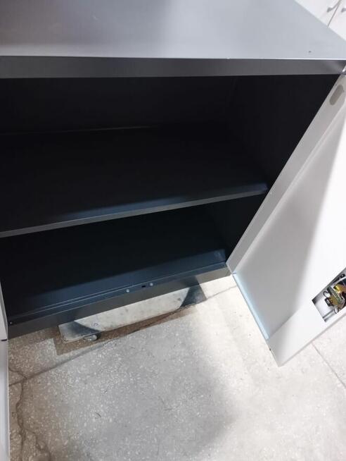Szafka komoda metalowa dwudrzwiowa szafki komody metalowe