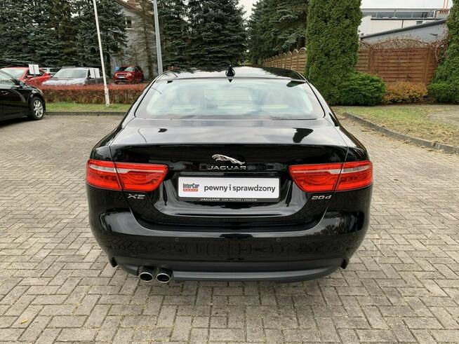 Jaguar XE 2.0d 180 KM